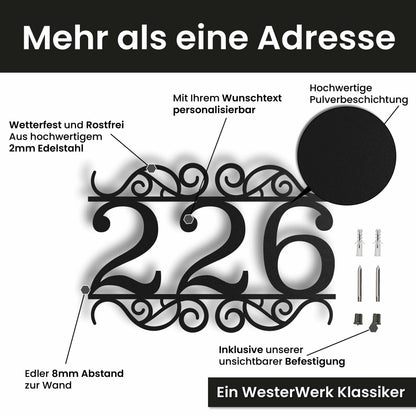 Edelstahl Hausnummer personalisiert – Verzierte Hausnummer, mit Wunschnummer und Wunschtext gestalten · WesterWerk