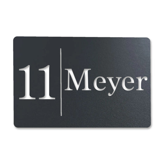 Edelstahl Hausnummernschild personalisiert – Modernes Nummern und Namensschild „11 Meyer“, lasergeschnitten · WesterWerk